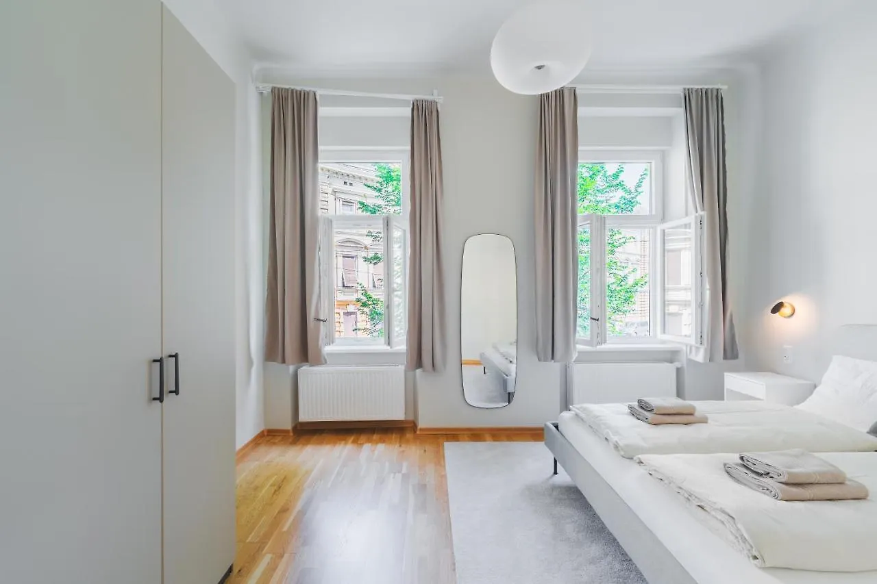 Premium Apartment - Walking Distance To City Center Graz