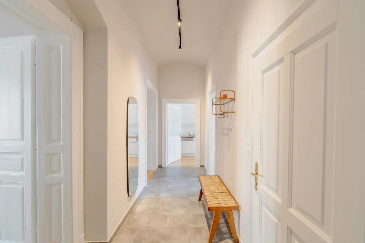 Premium Apartment - Walking Distance To City Center Graz Austria